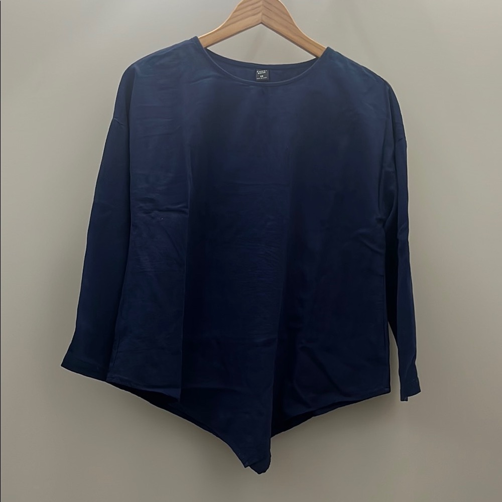 Navy Blue Women's Top - Picture 6 of 12